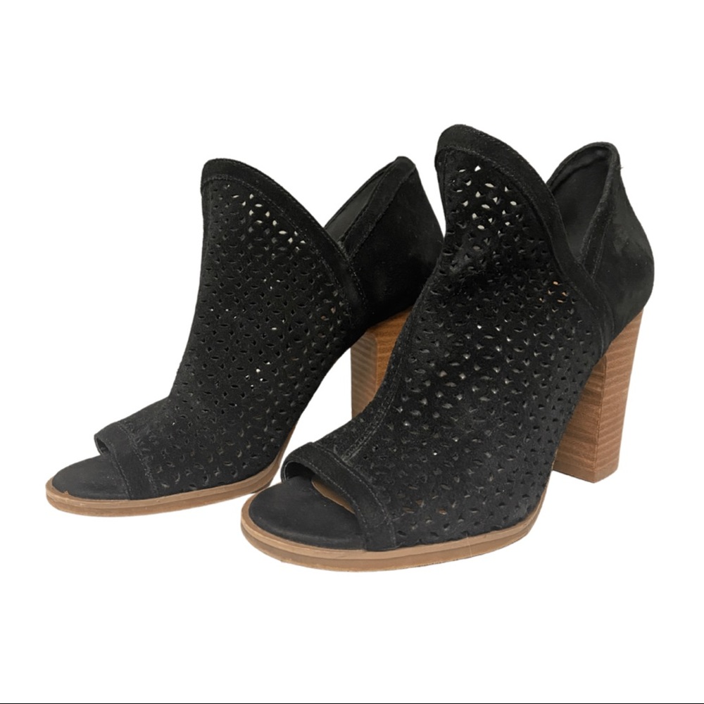 Lucky Brand Open Toe Booties in good condition perfect for Fall!